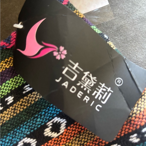 Aztec skirt style - Picture 2 of 9